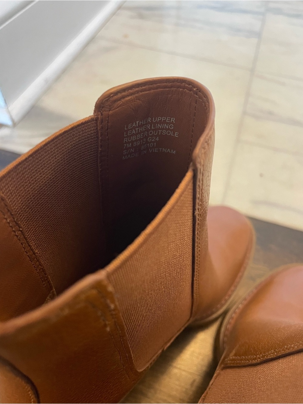 Tory Burch Carson lug sole boots women’s size 7 - Picture 4 of 6